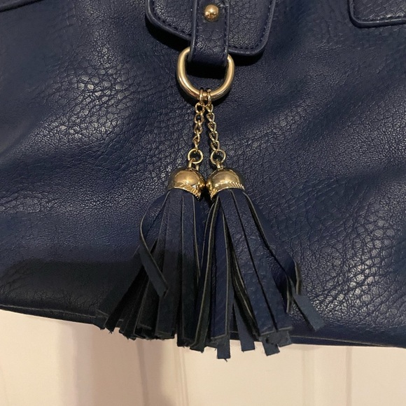 Elegant Navy Blue Handbag - Picture 5 of 6